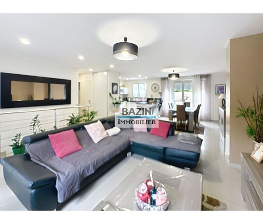 Maison STE GENEVIEVE DES BOIS (91700) BAZIN IMMOBILIER