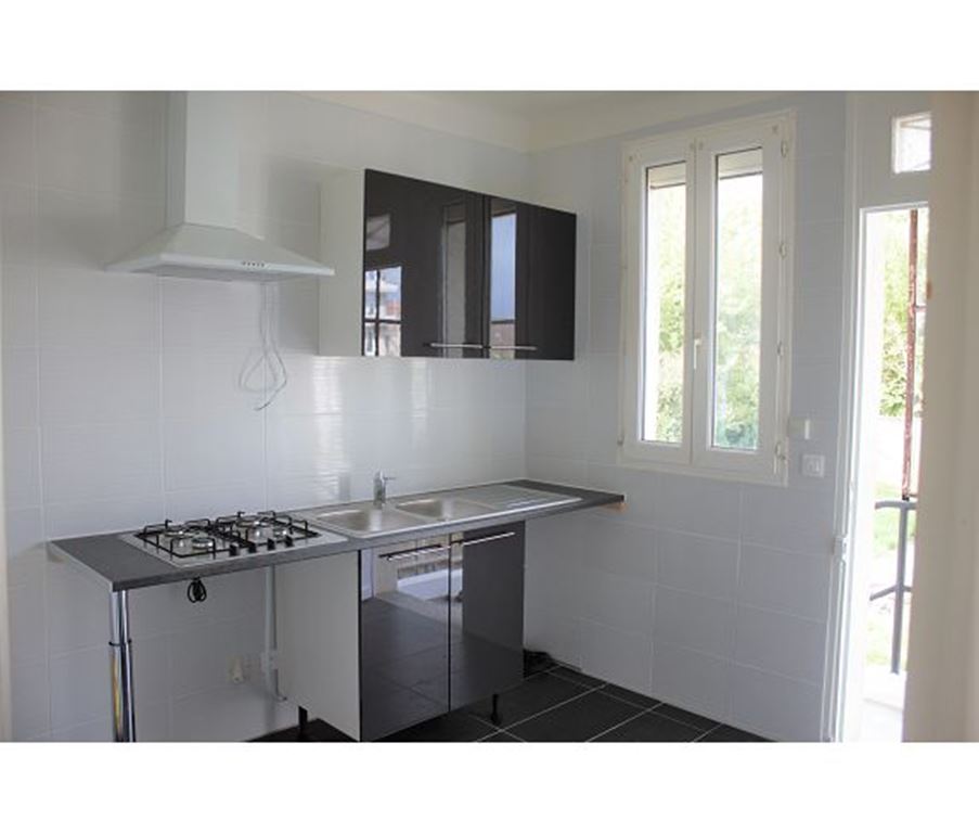 Maison STE GENEVIEVE DES BOIS (91700) BAZIN IMMOBILIER