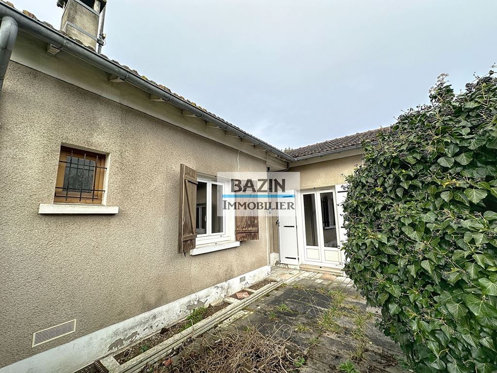 Maison de plain pied STE GENEVIEVE DES BOIS (91700) BAZIN IMMOBILIER