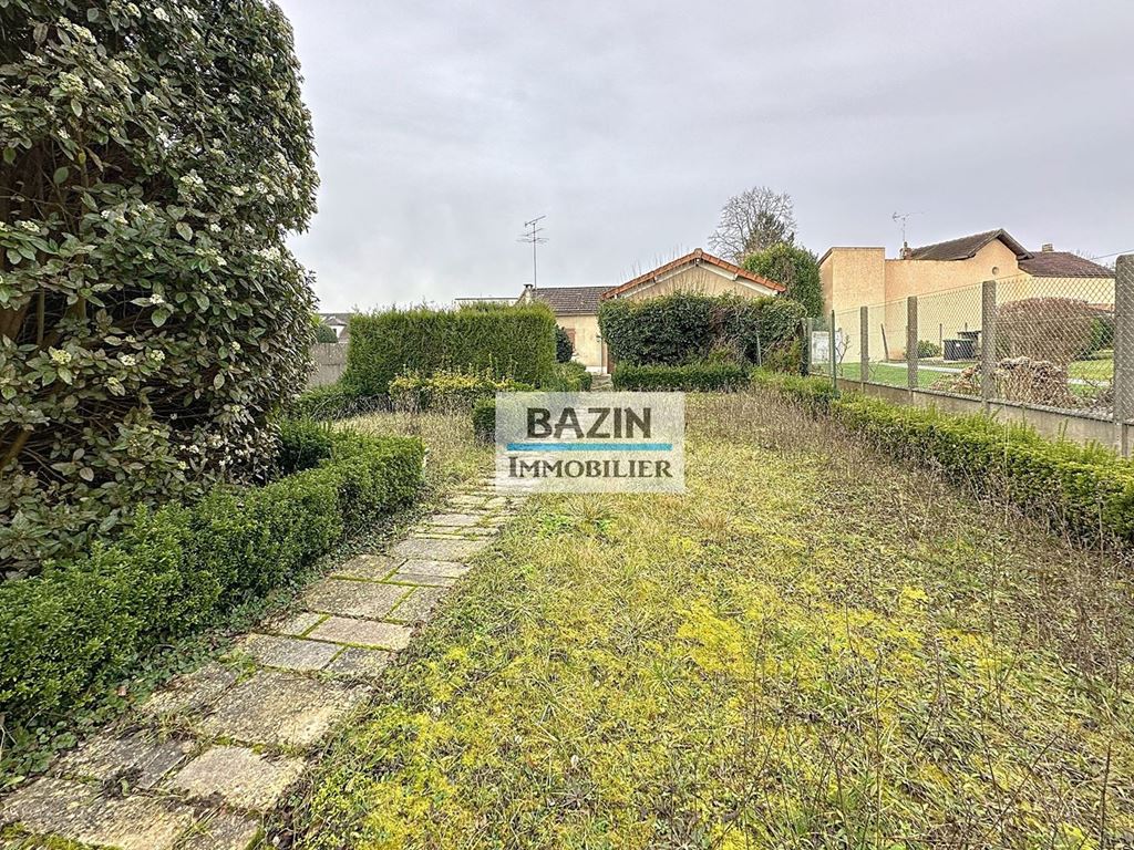 Maison de plain pied STE GENEVIEVE DES BOIS (91700) BAZIN IMMOBILIER
