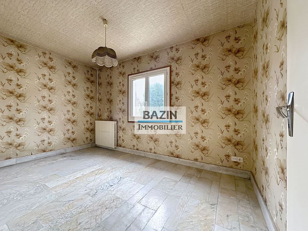 Maison de plain pied STE GENEVIEVE DES BOIS (91700) BAZIN IMMOBILIER