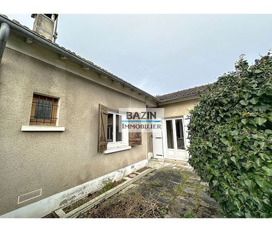 Maison de plain pied STE GENEVIEVE DES BOIS (91700) BAZIN IMMOBILIER