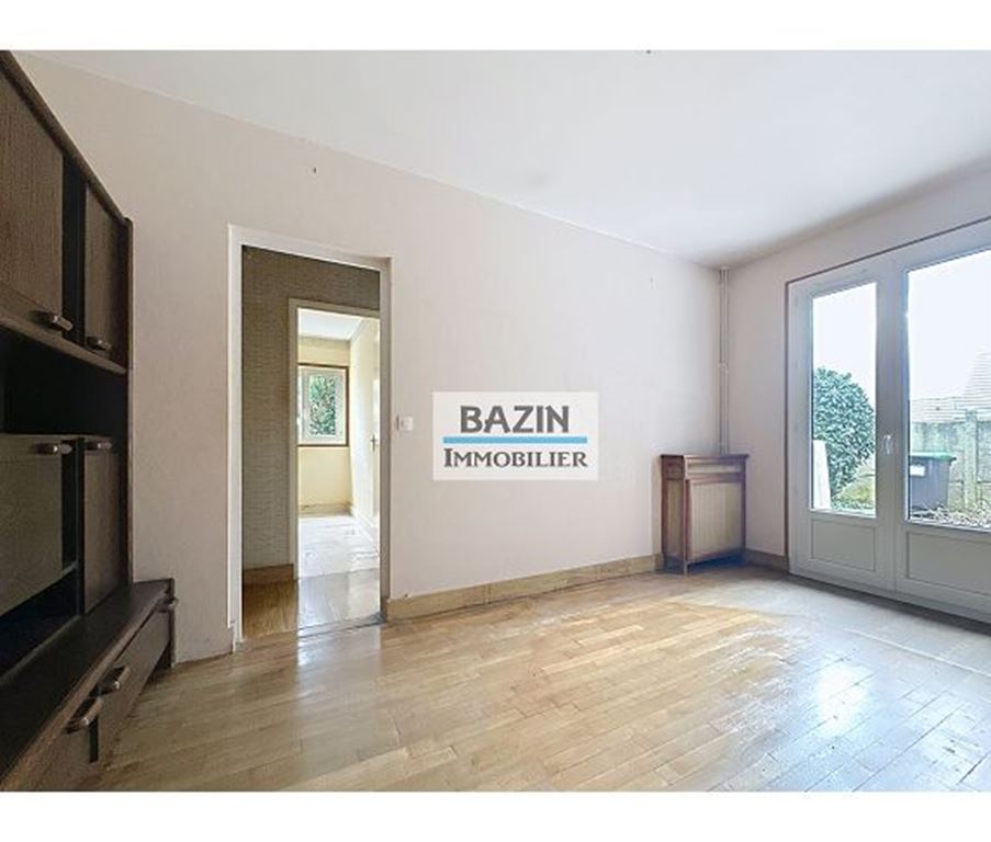 Maison de plain pied STE GENEVIEVE DES BOIS (91700) BAZIN IMMOBILIER